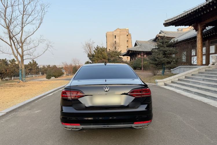 Used Volkswagen Phideon 2021 380TSI Prestige Edition Exterior 4