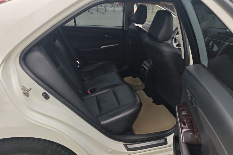 Used Toyota Camry 2015 2.0G Premier Edition Left Rear Seat