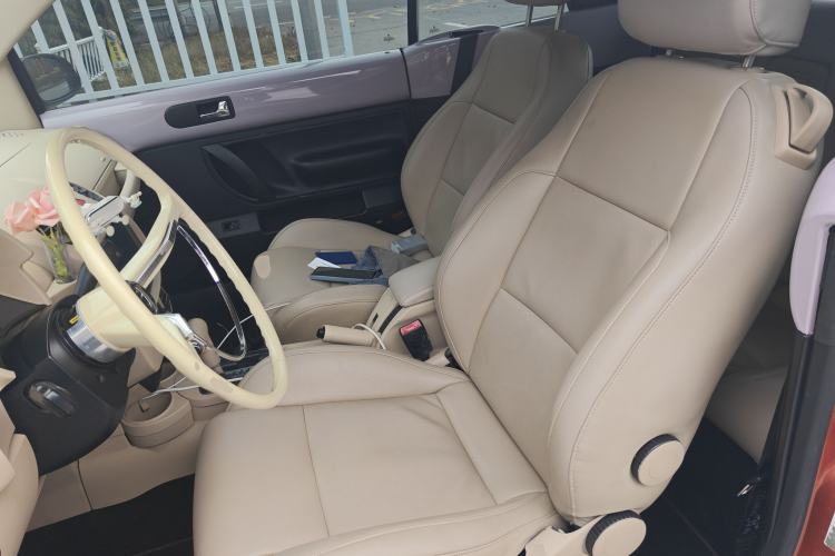 Used Volkswagen Beetle 2010 2.0 BlackOrange Convertible Luxury Edition