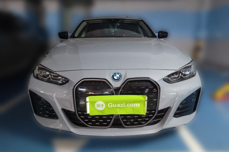 Used BMW i4 2023 eDrive35 Front