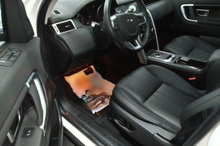 Used Land Rover Discovery Sport 2017 2.0T SE Driver Seat