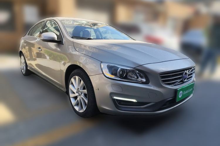 Used Volvo S60 2015 S60L 2.0T Zhiyuan Edition