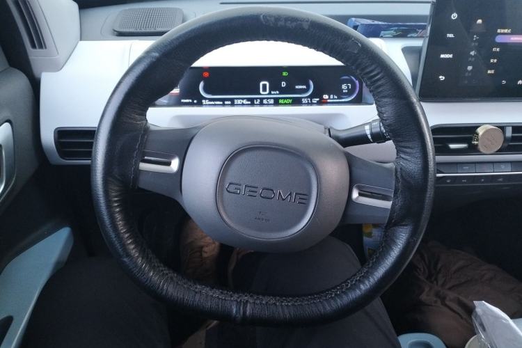 Used Geely Galaxy Panda 2023 Panda Mini 200km Endurance Bear
