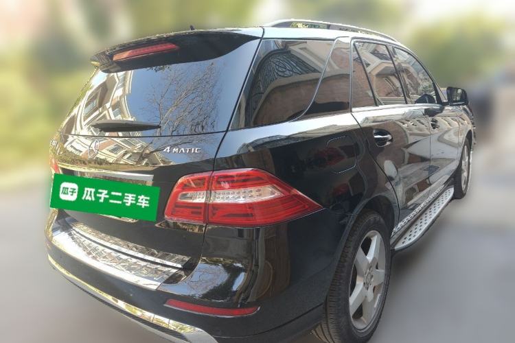 Used Mercedes-Benz M-Class 2014 ML 400 4MATIC Luxury Model
