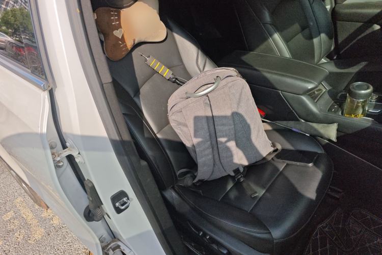 Used Cadillac XT4 2020 28T Two-Wheel-Drive Leading Version Right Front Seat