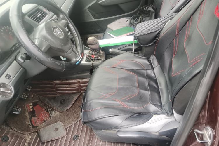 Used Volkswagen Lavida 2013 1.6L Manual Fashion Edition Left Front Seat