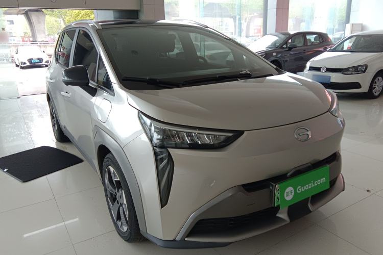 Used AION Y 2022 70 Intelligent Edition Lithium Iron Phosphate Front Right 45 Deg