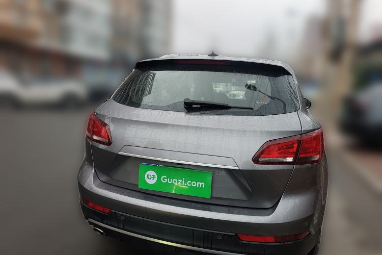 Used BORGWARD BX7 2016 28T Two-Wheel Drive Luxury Version 5 Seats
