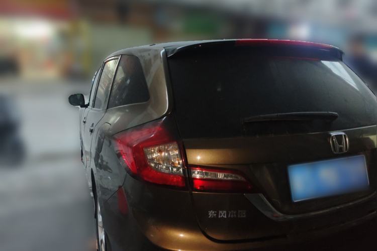 Used Honda Jade 2013 1.8L automatic Comfort version 5 seats Rear Left 45 Deg