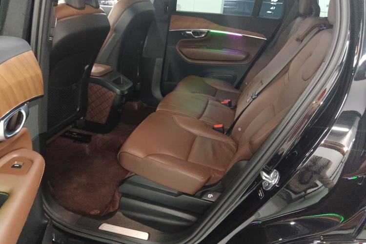 Used Volvo XC90 2024 B5 SmartDrive Luxury Edition 5 Seats