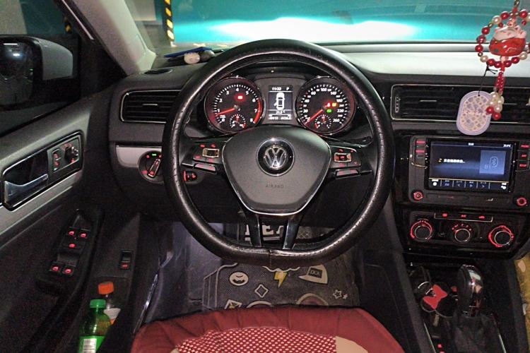 Used Volkswagen Sagitar 2018 280TSI DSG Ignite Edition Steering Wheel