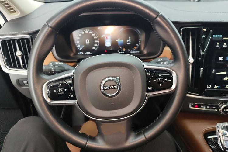 Used Volvo S90 New Energy 2020 T8 eDrive Hybrid Luxury Edition