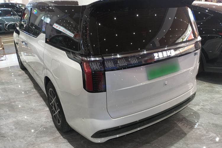 Used Zeekr 009 2024 7-Seater Aisle Version 108 kWh Rear Left 45 Deg