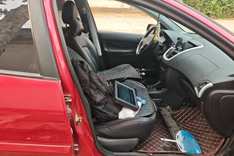 Used Peugeot 207 2011 Hatchback 1.4L Manual Yule Edition Right Front Seat