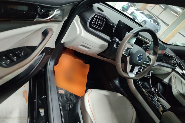 Used BYD Qin PLUS 2023 Champion Edition DM-i 120KM Leading Model