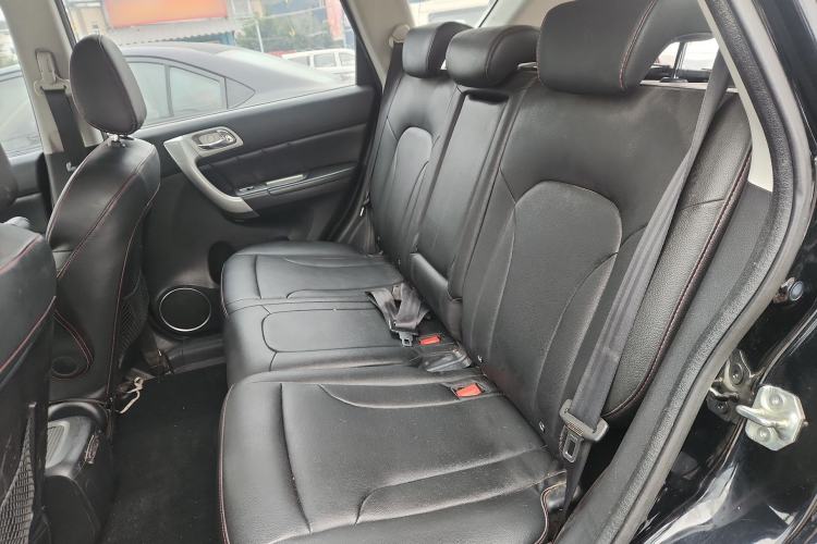 Used Haval H6 2014 Upgraded Model 1.5T Manual Two-Wheel Drive Elite Version