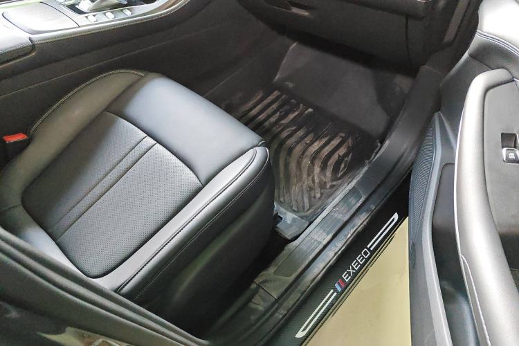 Used Landian E5 2024 Honor Edition 100KM Deluxe 7-Seater
