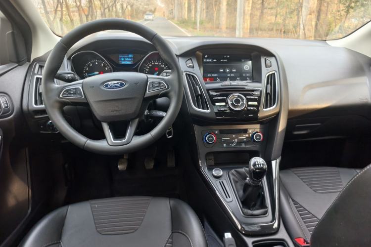 Used Ford Focus 2017 Hatchback 1.6L Manual Fashion Edition SmartDrive Version