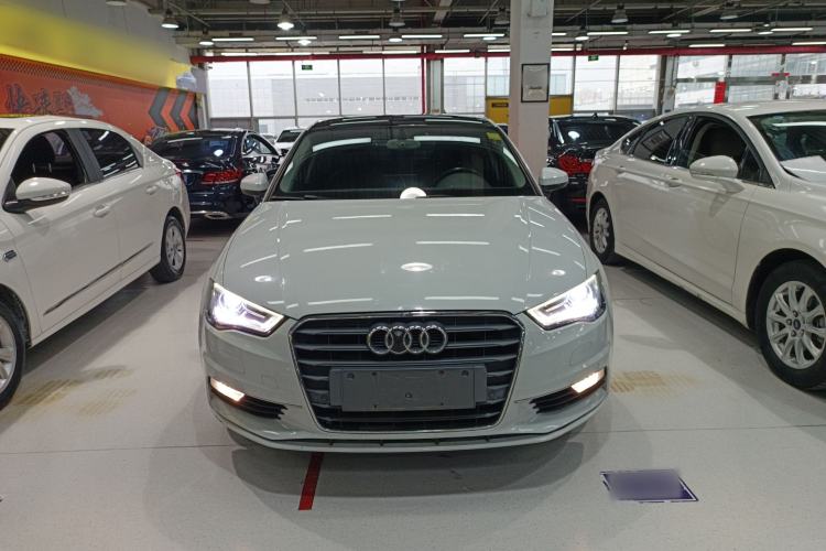 Used Audi A3 2014 Limousine 35 TFSI Automatic Comfort Model
