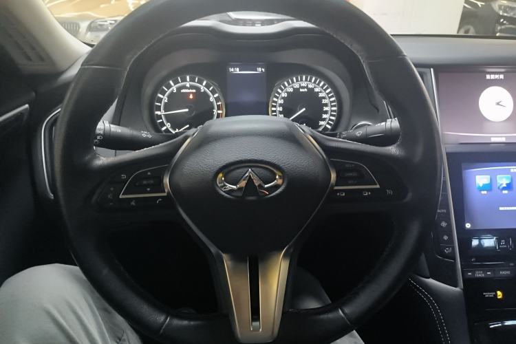 Used Infiniti Q50L 2018 2.0T Comfort Edition China VI Standard Steering Wheel