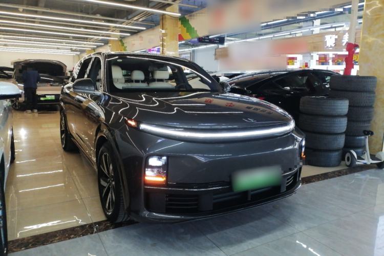 Used Li Auto L7 2023 Pro Model
