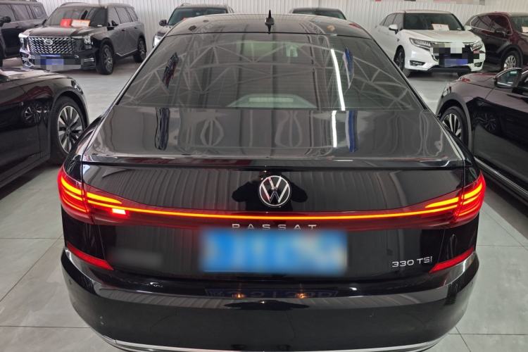 Used Volkswagen Passat 2023 330TSI Starry Elite Edition
