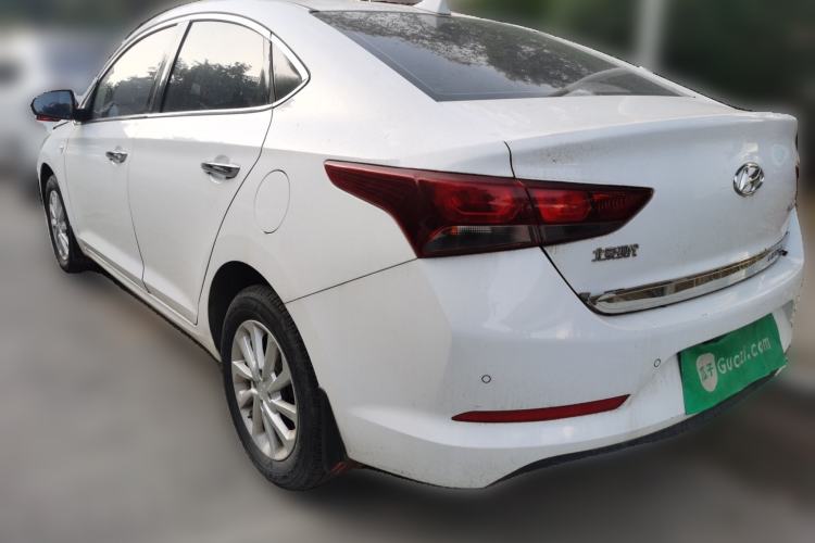 Used Hyundai Verna (new generation) 2016 1.4L Manual Cool Edition GLS