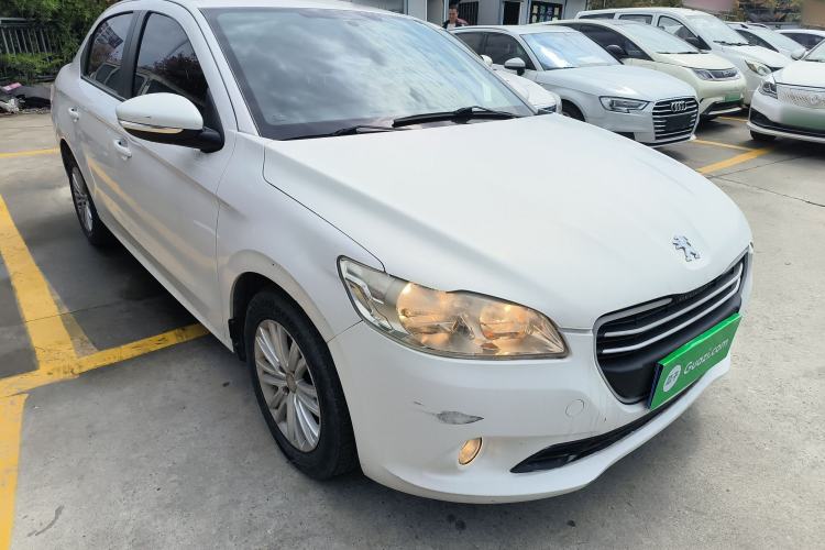 Used Peugeot 301 2014 1.6L Manual Comfort Edition Front Right 45 Deg