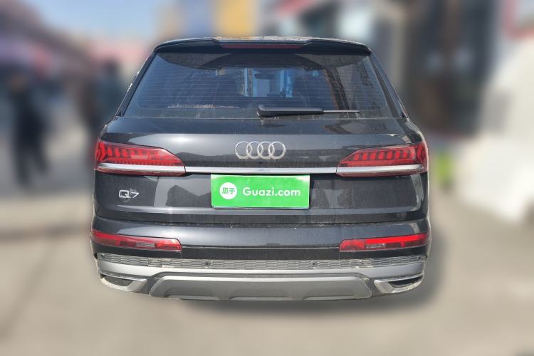 Used Audi Q7 2021 45 TFSI quattro S line Sport model