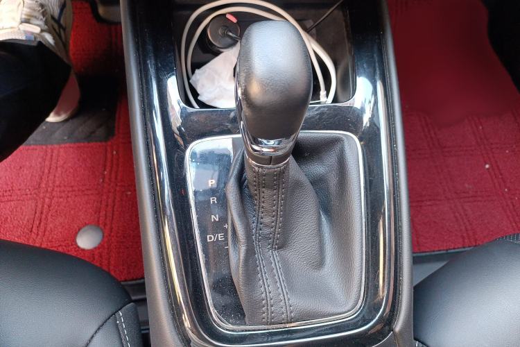 Used Roewe i5 2020 1.5L Automatic 4G Connect Luxury Flagship Edition