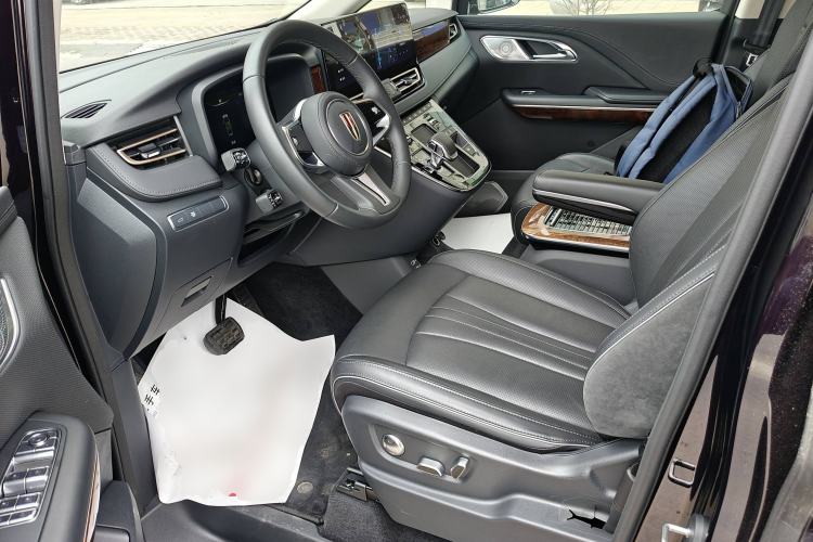 Used Hongqi HQ9 2023 2.0T Smart Connect Flagship Edition
