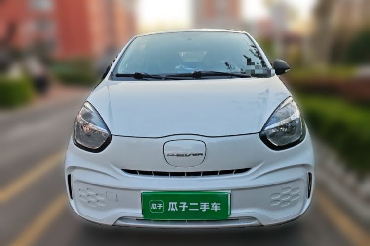 Used Roewe Clever 2021 302 km New Four-Seater Super-Efficient Version
