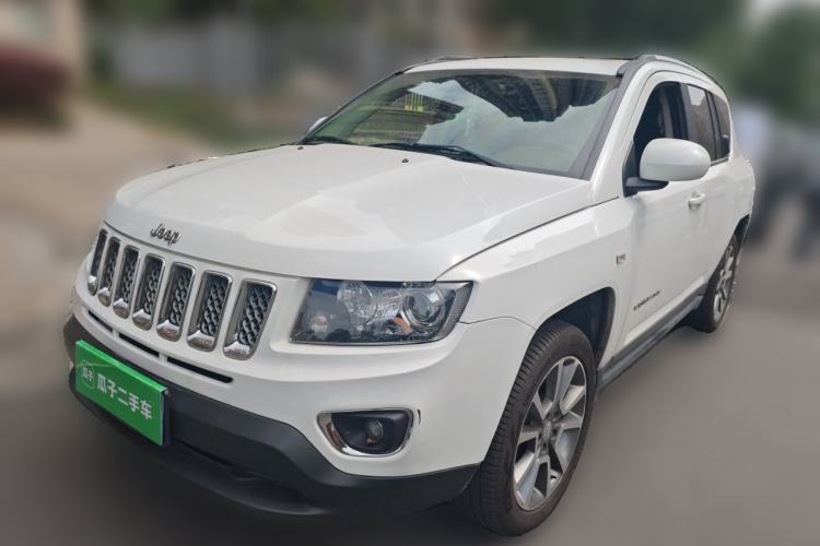 Used Jeep Compass 2015 2.0L Two-Wheel Drive Luxury Edition Guazi used car, China used car export, Used car for sale, Used  cars, Cheapest cars for sale