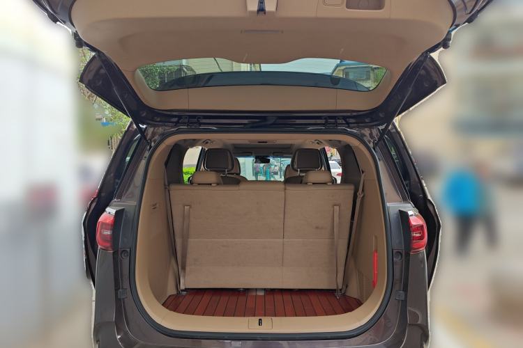 Used Buick GL8 2020 ES Land Cruiser 653T Luxury Edition Trunk