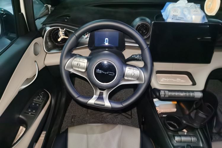 Used BYD Dolphin 2023 420 km Fashion Edition