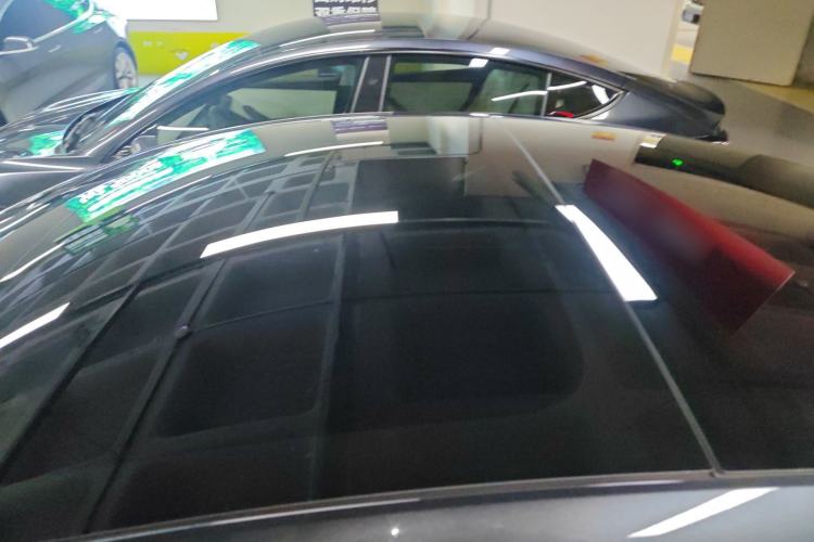 Used Tesla Model 3 2025 Rear-Wheel-Drive Version
