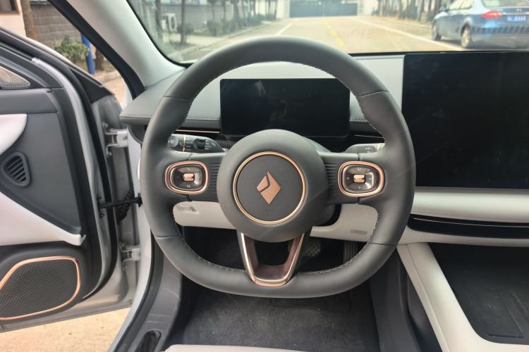 Used Baojun Enjoy 2025 Plug-in Hybrid 140km Luxury Edition
