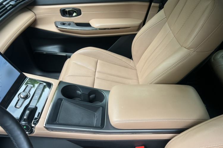 Used Nio ES8 2020 580 km Range Signature Edition Six-Seater Version
