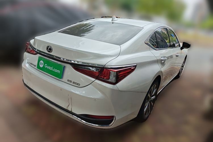 Used Lexus ES 2020 200 Excellence Edition
