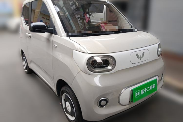 Used Wuling Hongguang MINIEV 2024 3rd Generation 215km Youth Edition Front Right 45 Deg