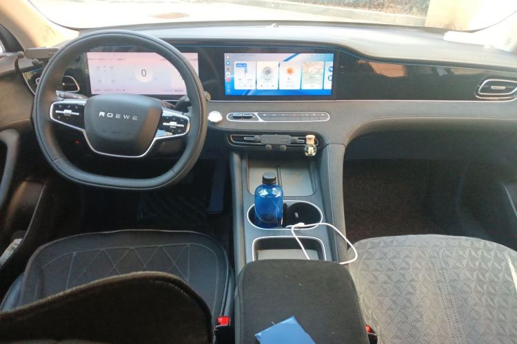 Used Roewe D7 2025 DMH 125km World Champion Excellence Edition
