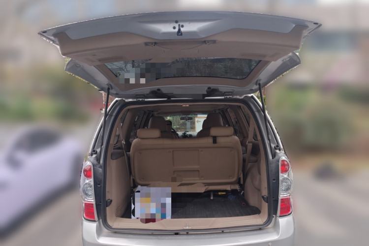 Used Buick GL8 2012 2.4L BASE Comfort Edition