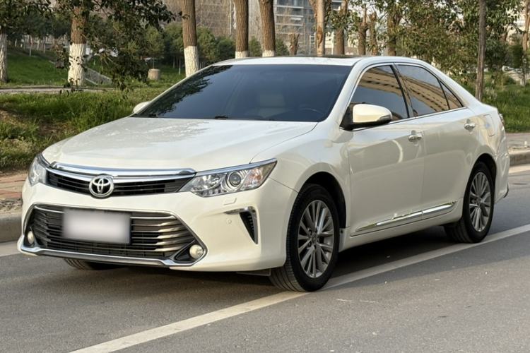 Used Toyota Camry 2016 2.5G 10th Anniversary Deluxe Navigation Edition