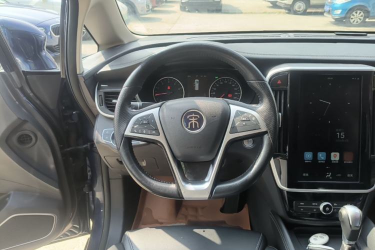 Used BYD Song MAX 2017 1.5T Automatic Smart Connect Luxury 7-Seater Steering Wheel