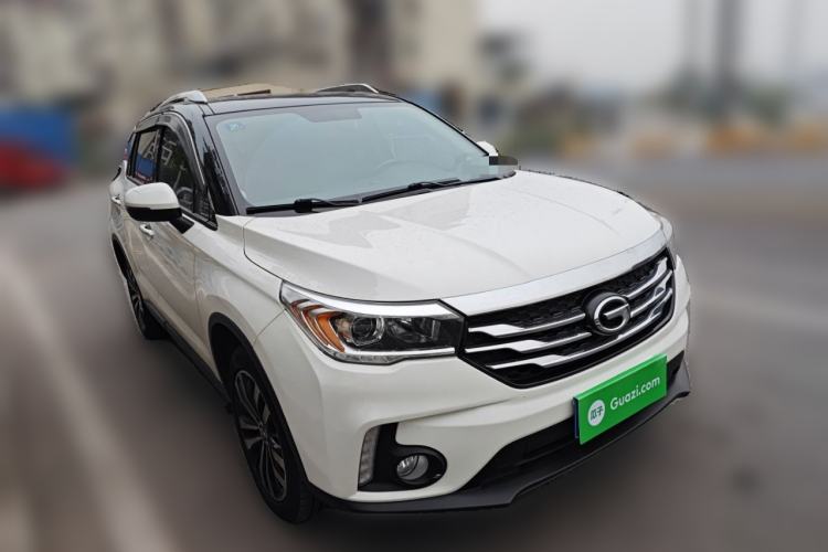 Used GAC Trumpchi GS4 2016 235T G-DCT Elite Edition Front Right 45 Deg