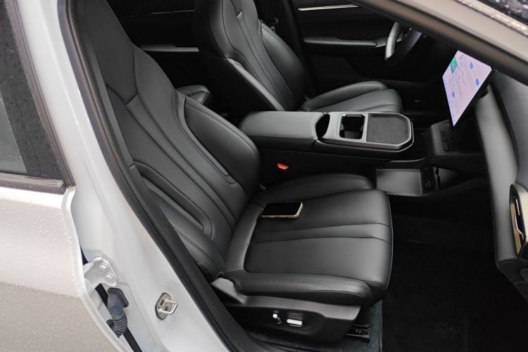 Used HEDMOS 06 2025 Model 520km
