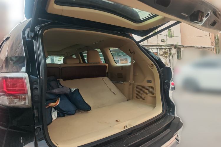 Used Toyota Highlander 2015 2.0T Four-Wheel Drive Luxury Edition 7-Seater Trunk