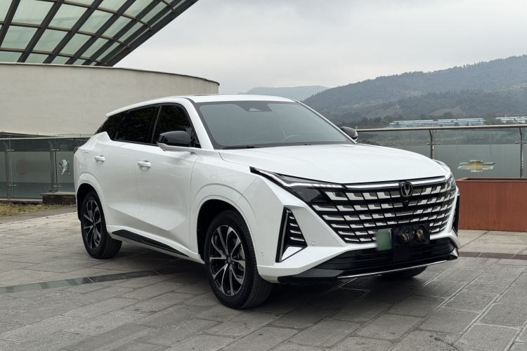 Used CHANGAN UNI-Z New Energy 2024 Blue Whale Smart Electric iDD 125km Excellence Model Exterior 2