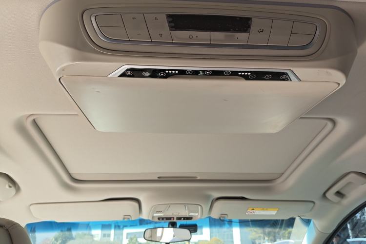 Used Buick GL8 2018 ES 28T Comfort Model China VI Standard