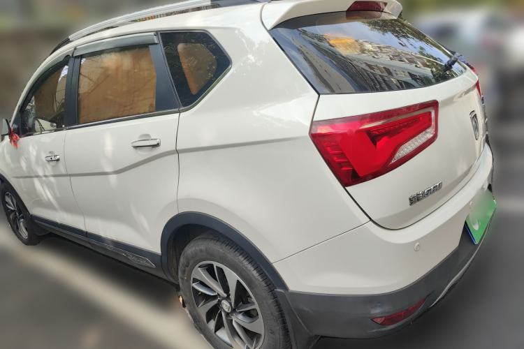 Used Baojun 560 2016 1.8L iAMT Luxury Model